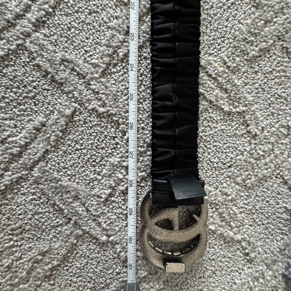 GUCCI black stretch belt in super rich stretchy satin size 80/32 - Picture 3 of 5